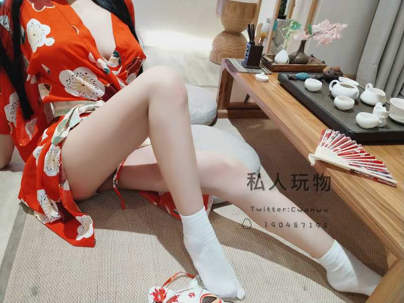 私人玩物 8.23 和服小姐姐 [29P+1V/1.41G]