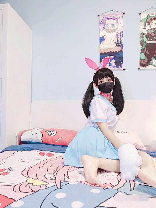 白袜袜格罗丫 超萌JK学妹 [54P+1V/846M]
