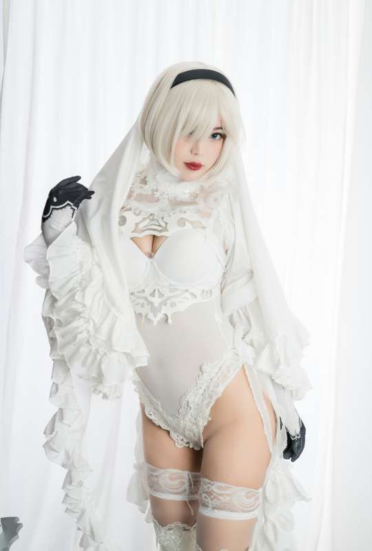 白烨 2b 黑白 [131P/563M]