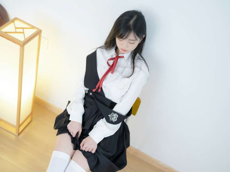 少女秩序晞可束缚衣 [124P+1V/1.54G]