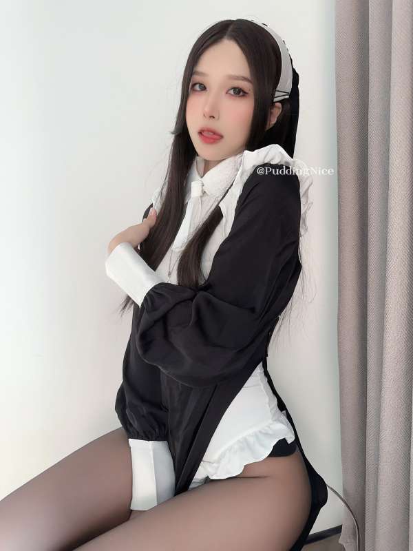 高人气coser布丁大法视图新作三套合集 [262P+11V/1.35G]