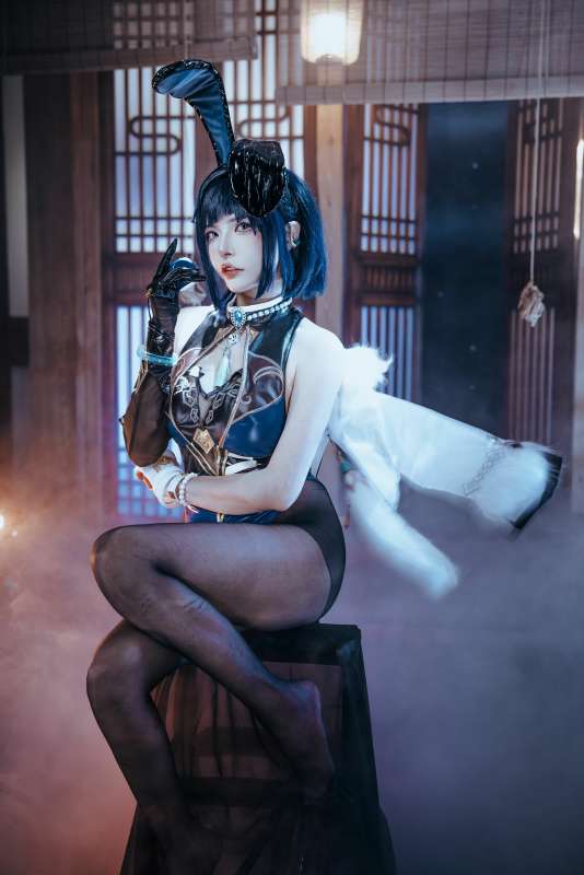 高质量网红秋和柯基(夏小秋)写真作品新作十套合集 [608P+6V/3.76G]