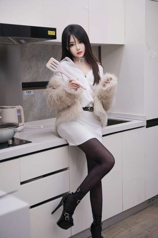 秀人网三位新模作品合集 [246P+4V/2.37G]