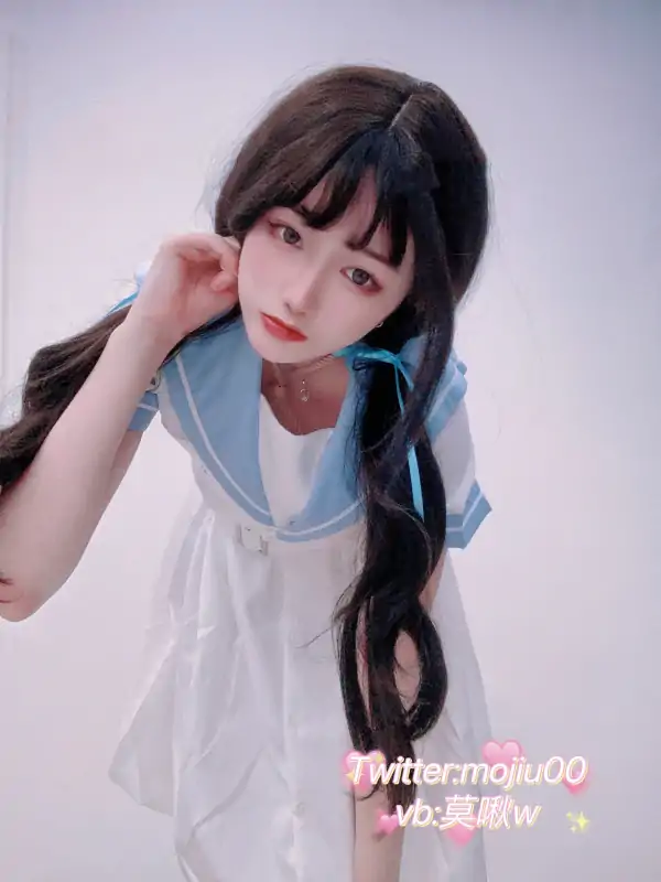 网红小青茗尺度视图新作诱惑白丝JK [45P+1V/429M]