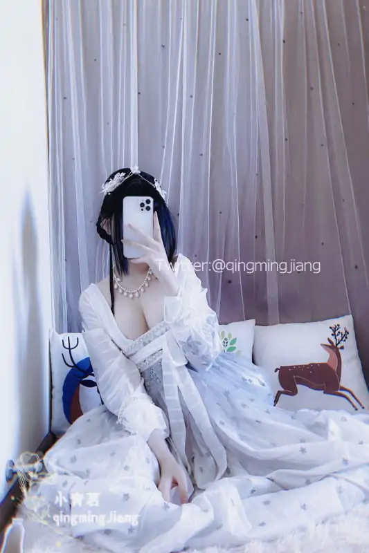 网红小青茗尺度视图三套新作合集 [155P+3V/1.06G]