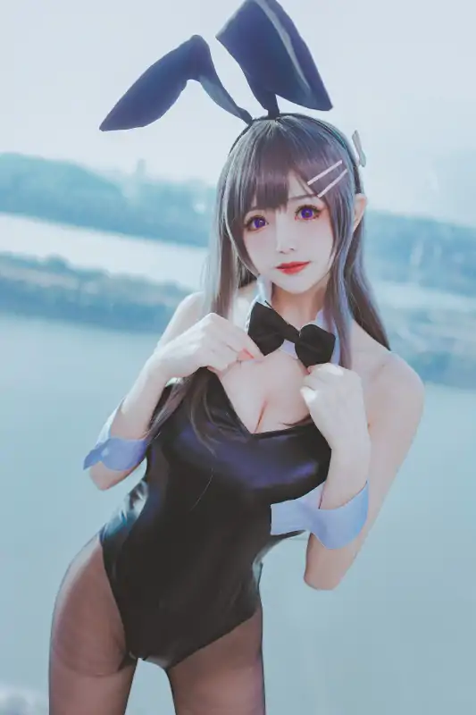 coser衣衣 16套写真合集下载 [2.1G]