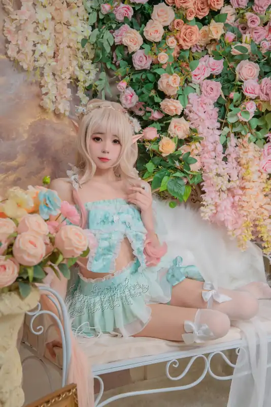 极品网红黏黏团子兔(咬一口兔娘)豌豆公主的秘密花房 [40P+2V/931M]