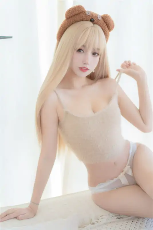 DY主播米线线SAMA(过期米线线喵)写真作品五套新作合集 [288P/1.45G]
