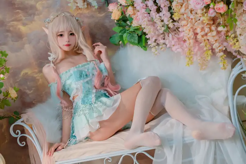极品网红黏黏团子兔(咬一口兔娘)豌豆公主的秘密花房 [40P+2V/931M]