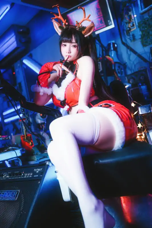 极品网红落落Raku EATME订阅新作合集 [136P+1V/1.33G]