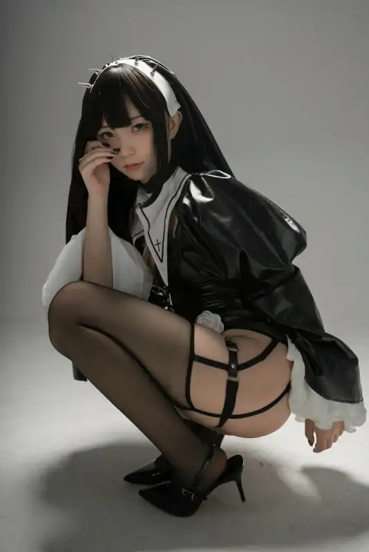 高质量coser花铃写真作品十五套合集 [991P/2.3G]