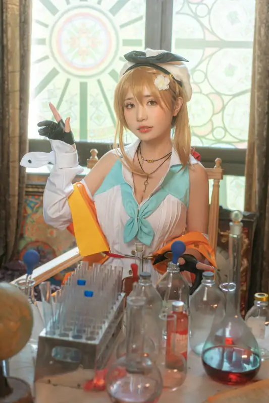 爆机少女喵小吉炼金工房2浣溪沙端午战斗女仆三部合集 [210P+9V/4.16G]