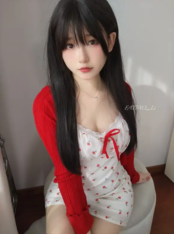 迷之呆梨 自撮 春日少女 [77P+3V/239M]