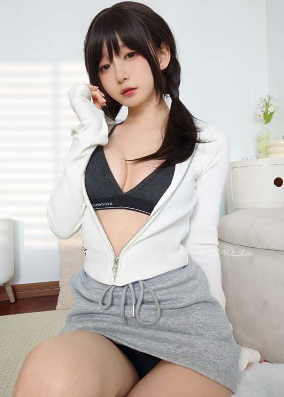 发条少女(迷之呆梨) 23.6月fantia会员订阅合集 [149P+1V/386M]