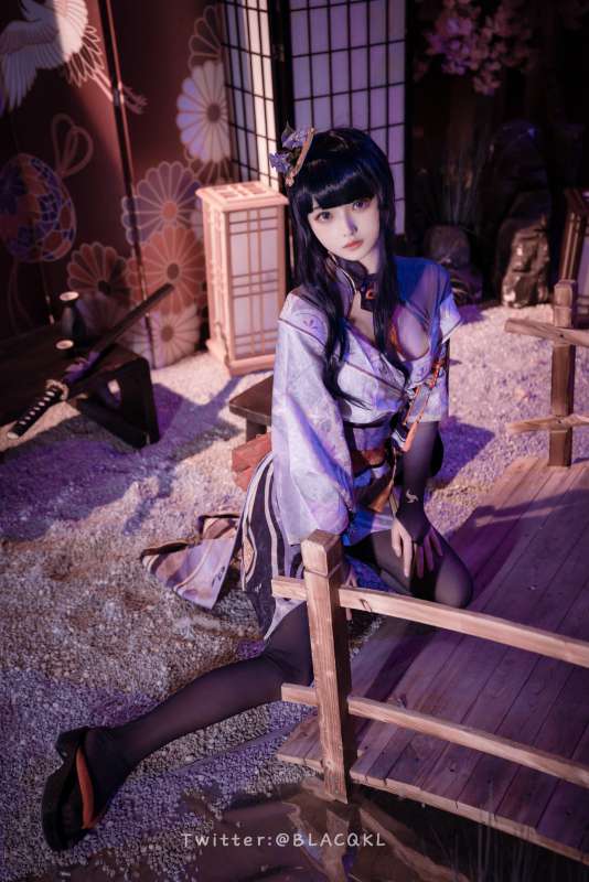 白莉爱吃巧克力 13套写真合集 [12.1G]