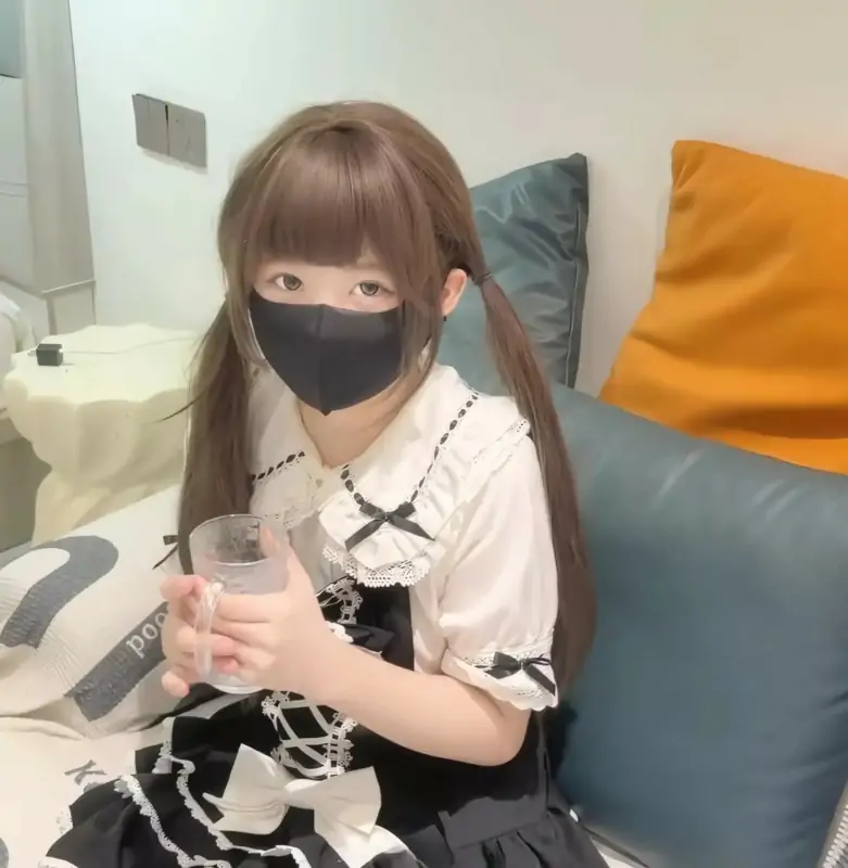 嫩小兔 激萌少女高清作品合集 [188GB] 持续更新