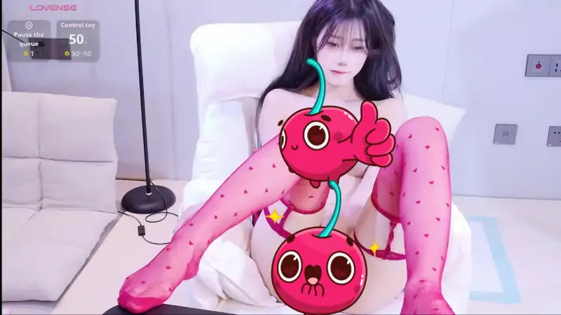 清冷系御姐【xiaoxi】各种服装发骚+门票房近期最新 [33.9G]