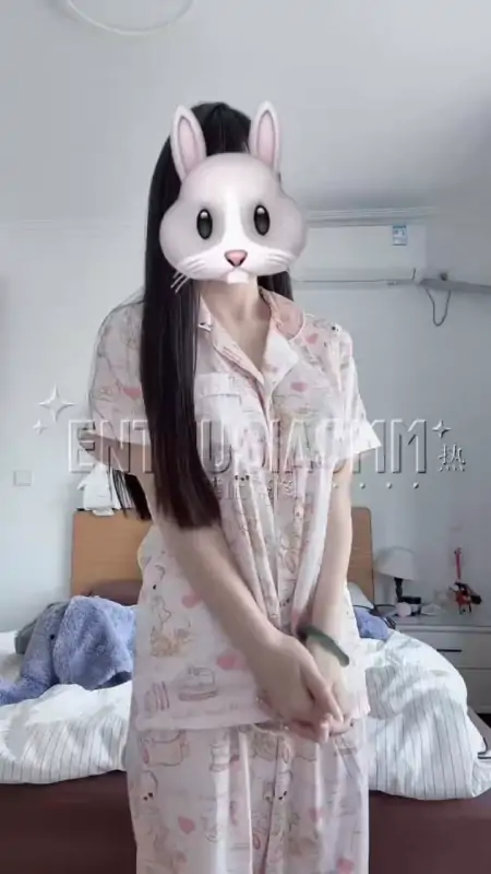 极品御姐【热宝 Enthus1asmm】无水印原档 [3V/858M]