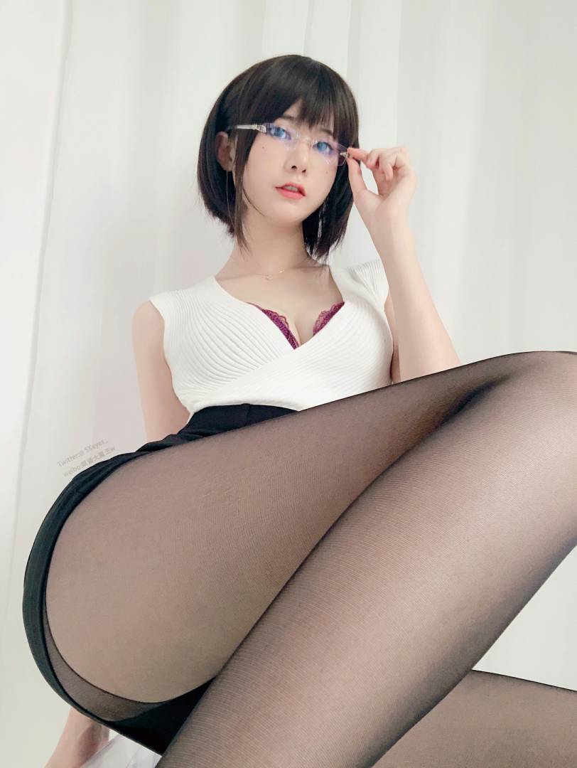 眼酱大魔王w coser70套 [6.7G]