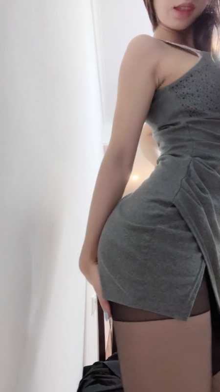 极品长腿甜美可爱美女 芝士酱香饼 [1V/1.38G]