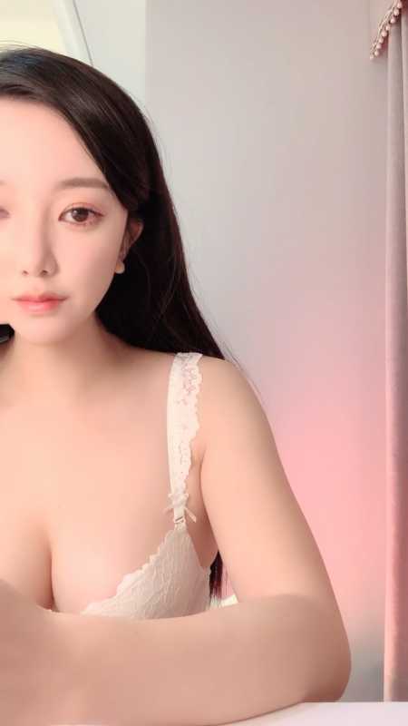 顶级颜值美到爆炸的女神 纯小白白白 吊带黑丝 [3V/2.4G]