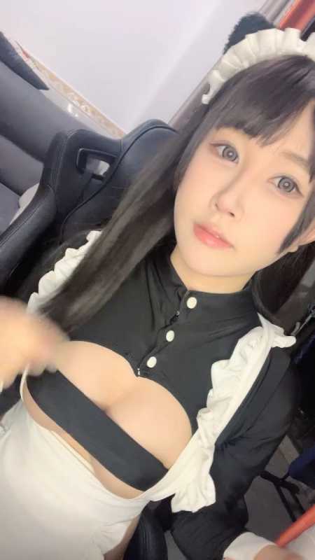 超级迷人高颜值童颜女神 京鱼儿 10月多天视频 [7V/2.37G]