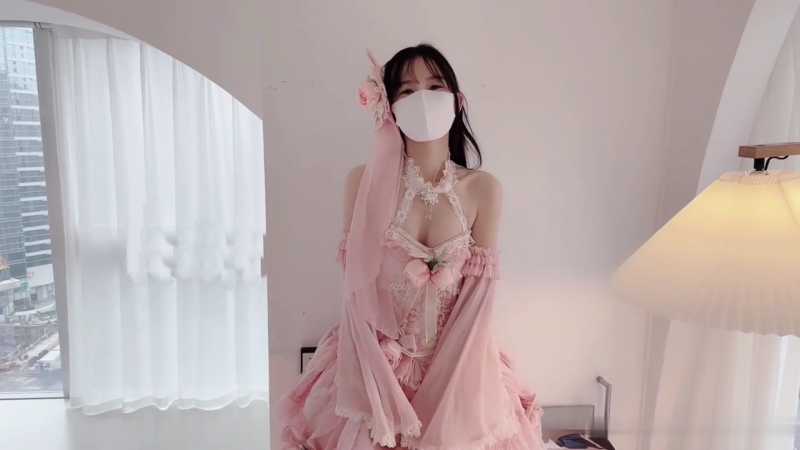 粉色情人 甜美lolita娘 [1V/1.2G]