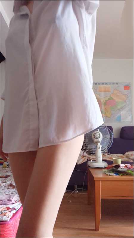 猫女王的日常 - 白色衬衫 [1V/1.3G]