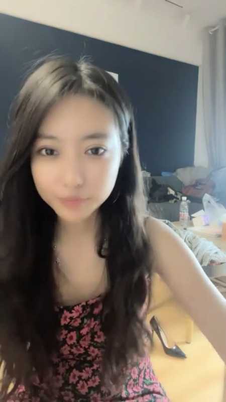 万人求的极品绿播女神 恩惠 终于放飞自我 [4V/4G]