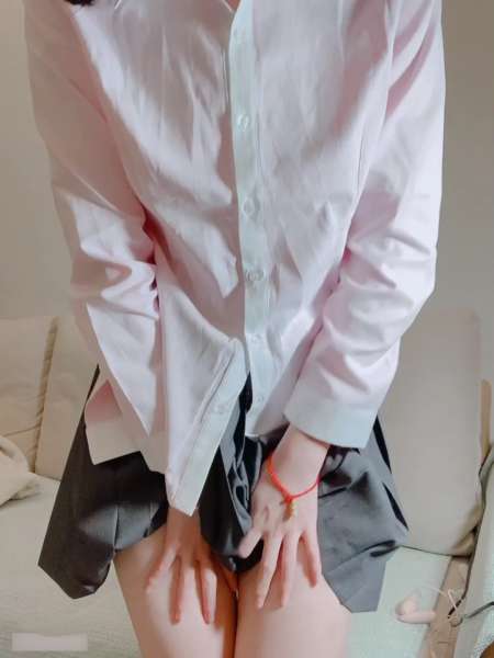 里有 OL制服 [2V/469M]