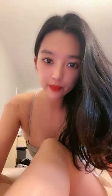 无敌美腿女王 高颜值女大学生 [3V/2.8G]