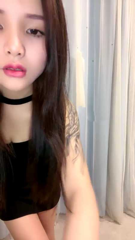 超级推荐女神 婷婷宝贝 终于突破自我多人露脸 [6V/2.5G]