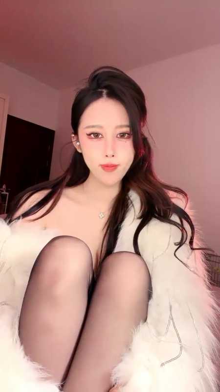 贵妇气质高颜值大长腿美人 奶油草莓 20小时合集 [8V/8.91G]