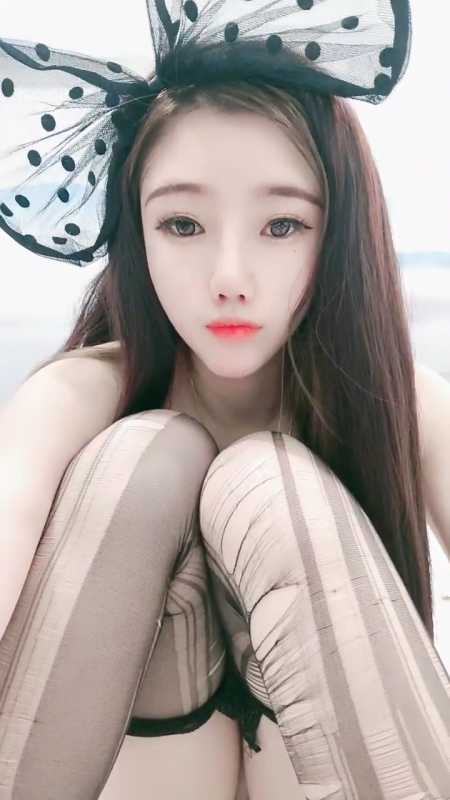 超白皙甜美小美女 小耳朵 超刺激20小时合集 [12V/14.2G]