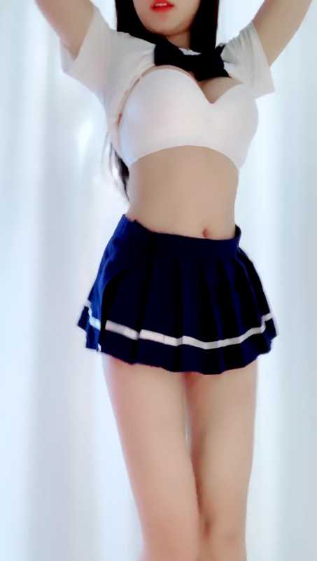 超级漂亮的完美身材校花女神清纯玉女 模特优优 10月多天视频 [4V/5.32G]