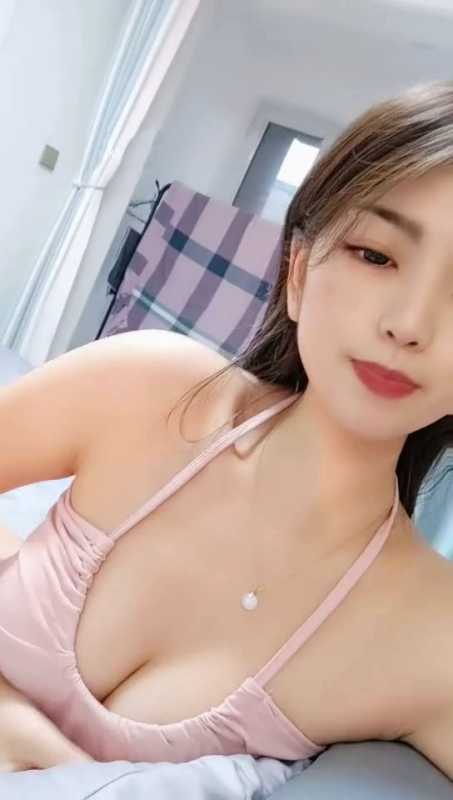 颜值身材绝了的女神主播 女帝诺儿 [1V/1.4G]