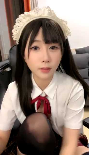 校花级别女神 京鱼儿 10月6场视频 [6V/2.37G]