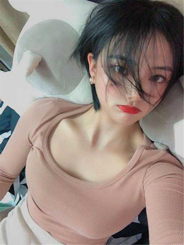 咸蛋小姐 视图 [41P+1V/309M]