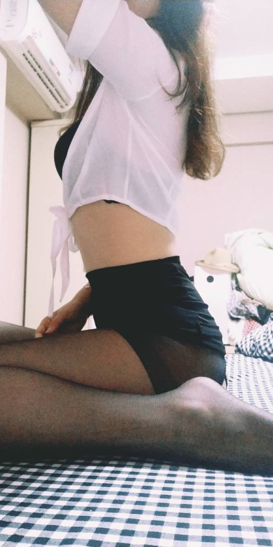 恶犬 - OL制服 [30P+5V/1.6G]