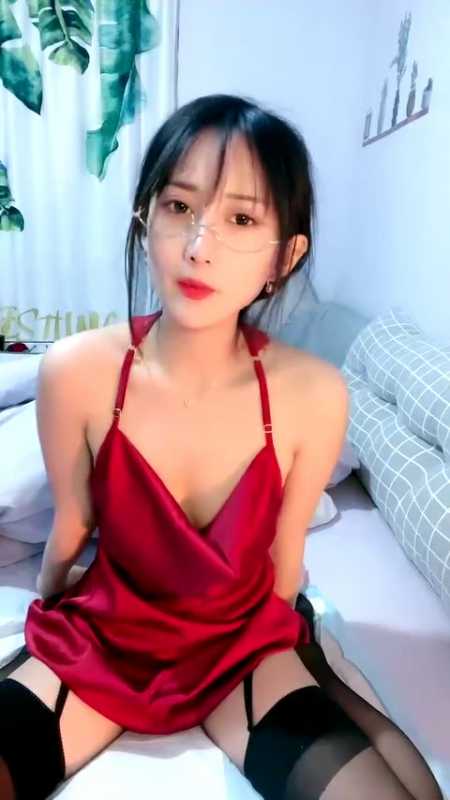 极品长腿黑丝御姐女神 红脸妹妹 视频3部 [3V/2.65G]