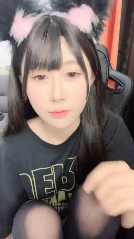 高颜值童颜极品二次元小姐姐 京鱼儿 10月多天20小时合集 [19V/10.5G]