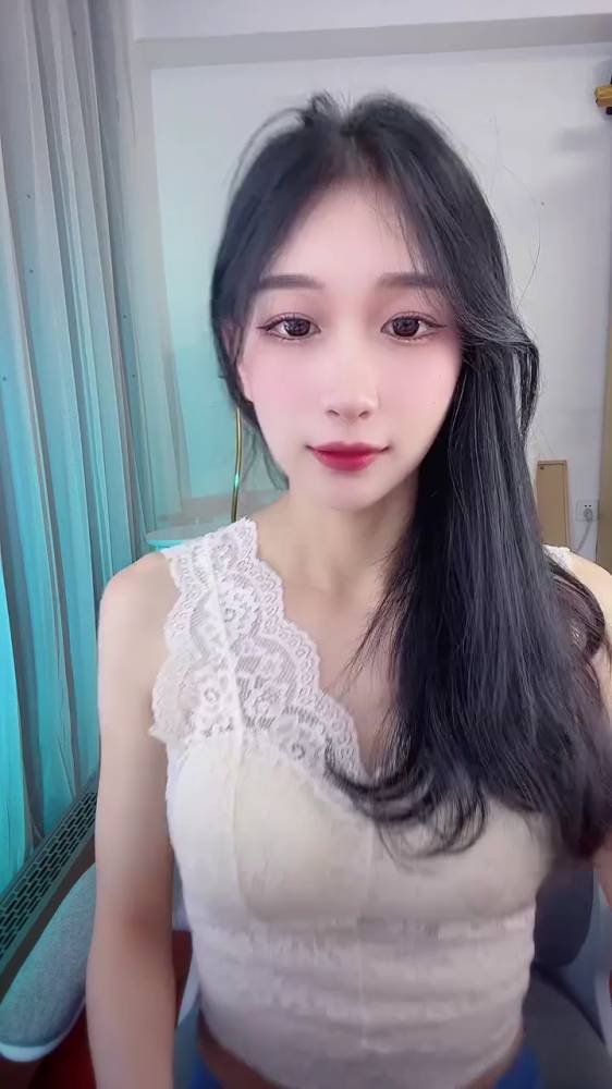 爱笑的露妹+小憨包+小岚岚+萌大大+月上小妞 等多位主播部合集 [196V/3.98G]