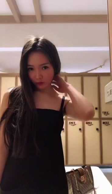 允儿 - 2019最新微信福利 [28V/1.3G]