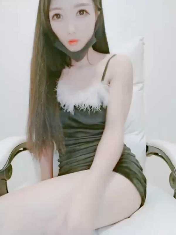 超高颜值番茄主播 安安妮 视频合集 [95V/20G]