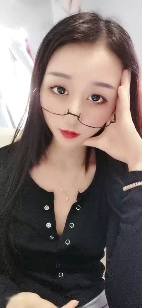 高颜值气质主播 小耳朵 4天大秀福利合集 [23V/5.2G]