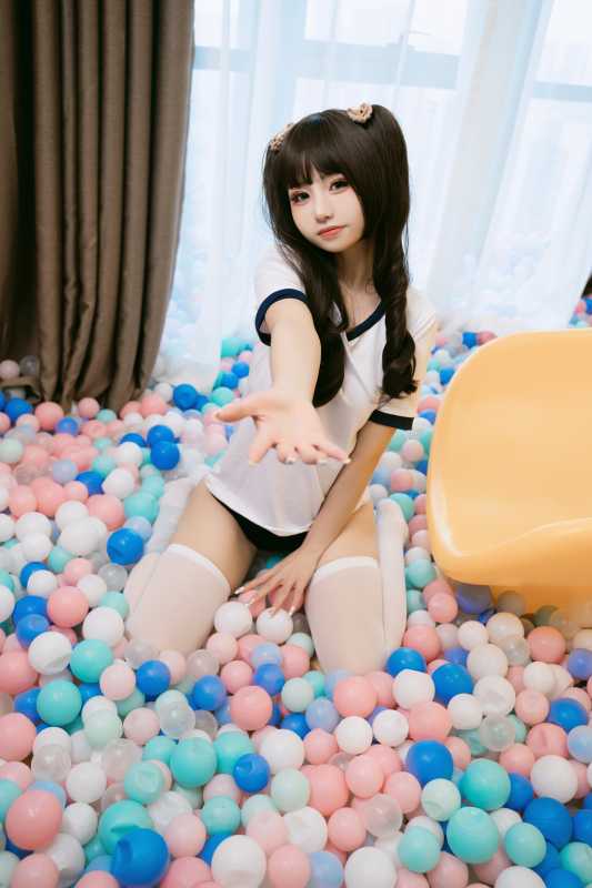 爆机少女喵小吉 秘密乐园 [89P+5V2.8G]