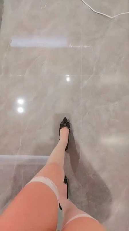 身材颜值都超顶的女神 晴儿宝贝 [1V/4.9G]
