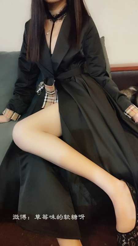 草莓味的软糖呀 - VIP会员售卖作品戴绿帽 [1V/348MB]