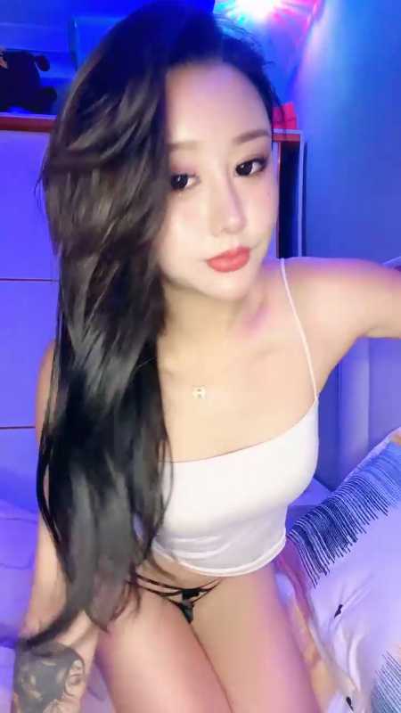 盛世容颜顶颜狐狸精女神 私人尤物 [8V/1.6G]