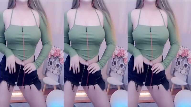 卡戴珊麻雀 尺度定制2部 [2V/154M]